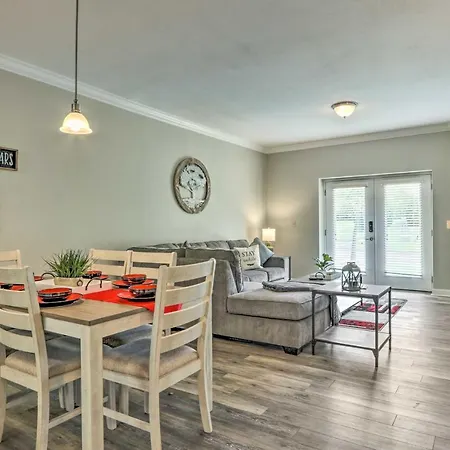 Downtown Pigeon Forge Condo With Pool Access! Exterior photo