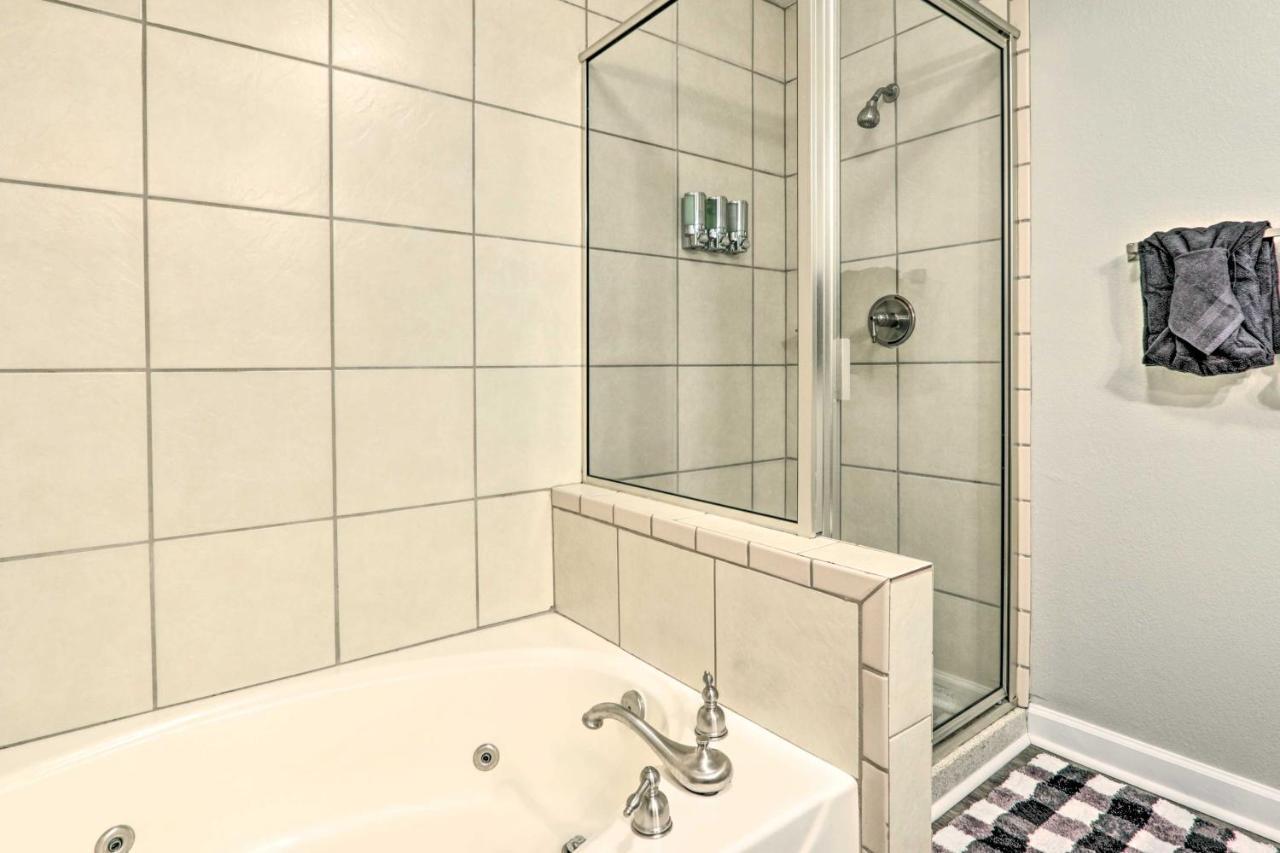 Downtown With Pool Access! *