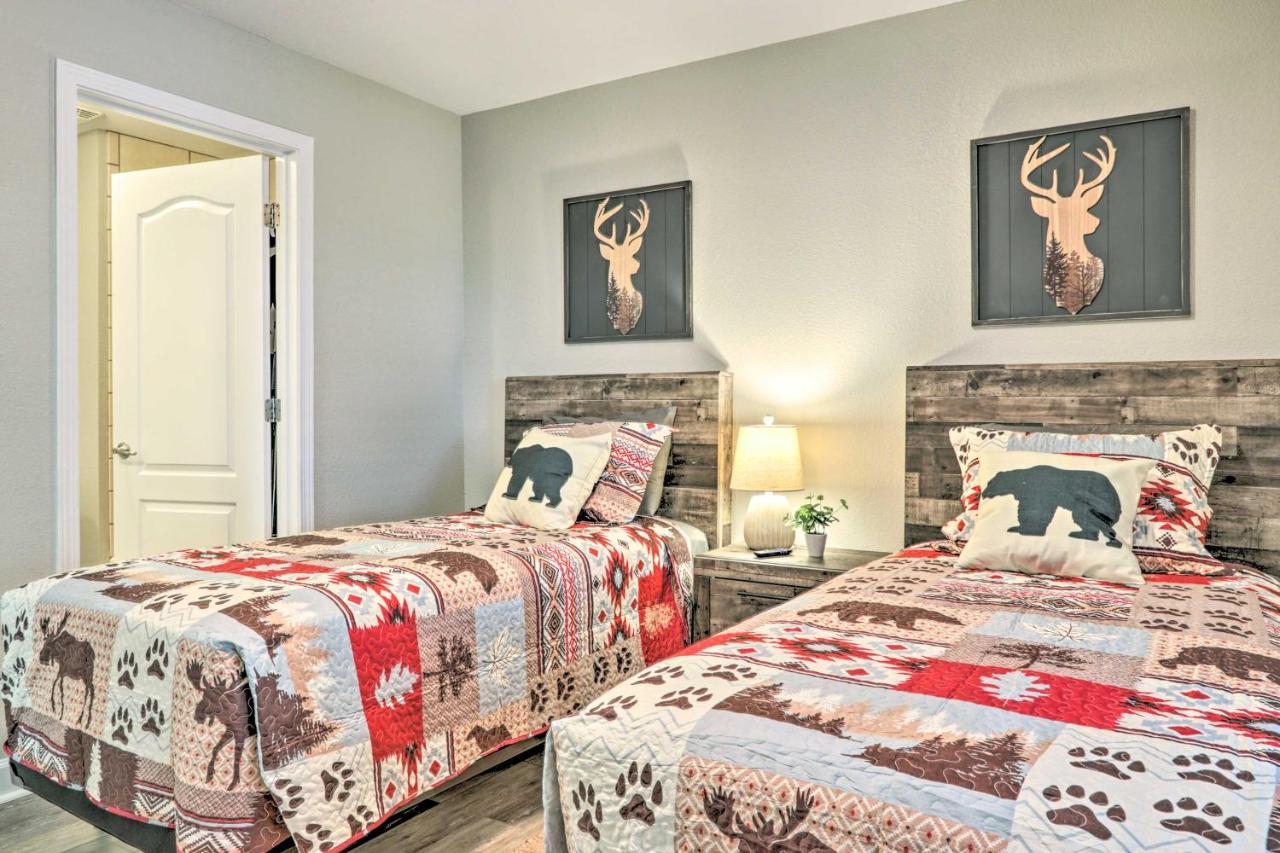 Downtown With Pool Access! Apartment *